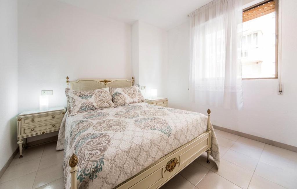 Stunning Apartment In Oropesa Del Mar Exterior foto